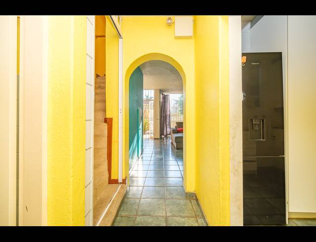 2 BEDROOM DUPLEX FOR SALE IN BLACKHEATH